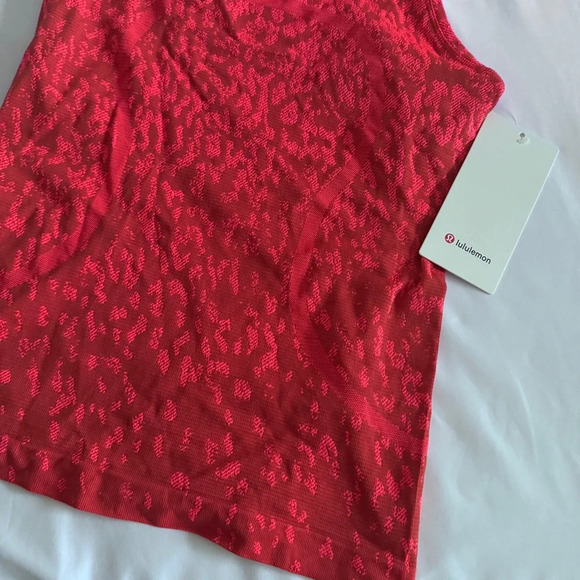 🆕❤️ Lululemon Swiftly Tech Racerback 2.0 - Camo Cover Red Rock Flare - Picture 5 of 11